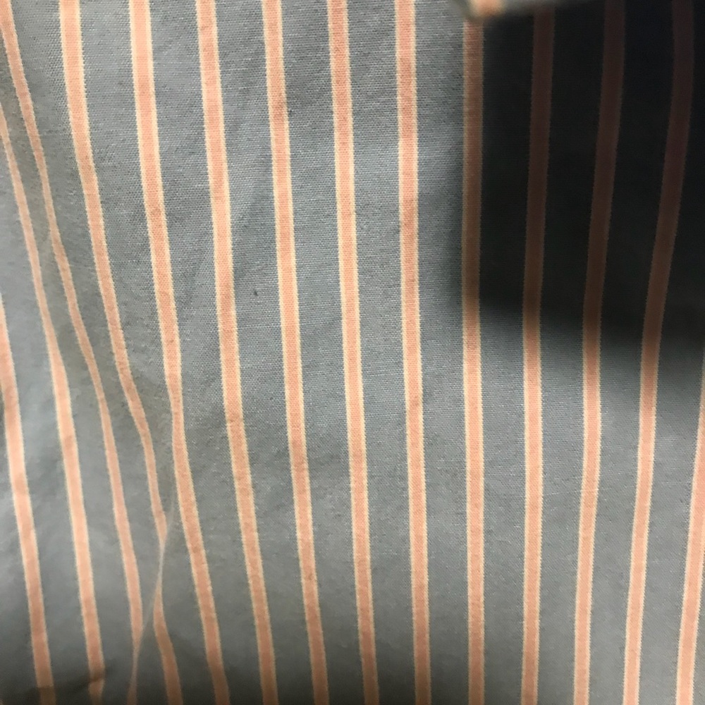 Men’s button down - Picture 3 of 4